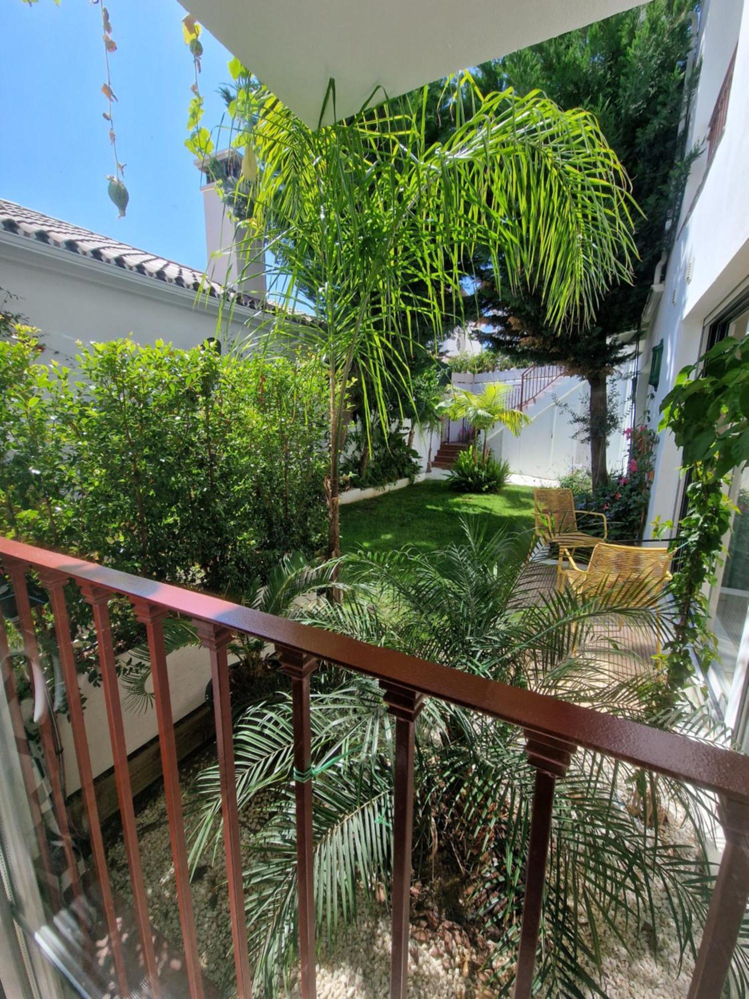 말라가 Sun & Palms - Cozy Flat In Quiet Neighbourhood With A Great Pool Area 아파트 외부 사진