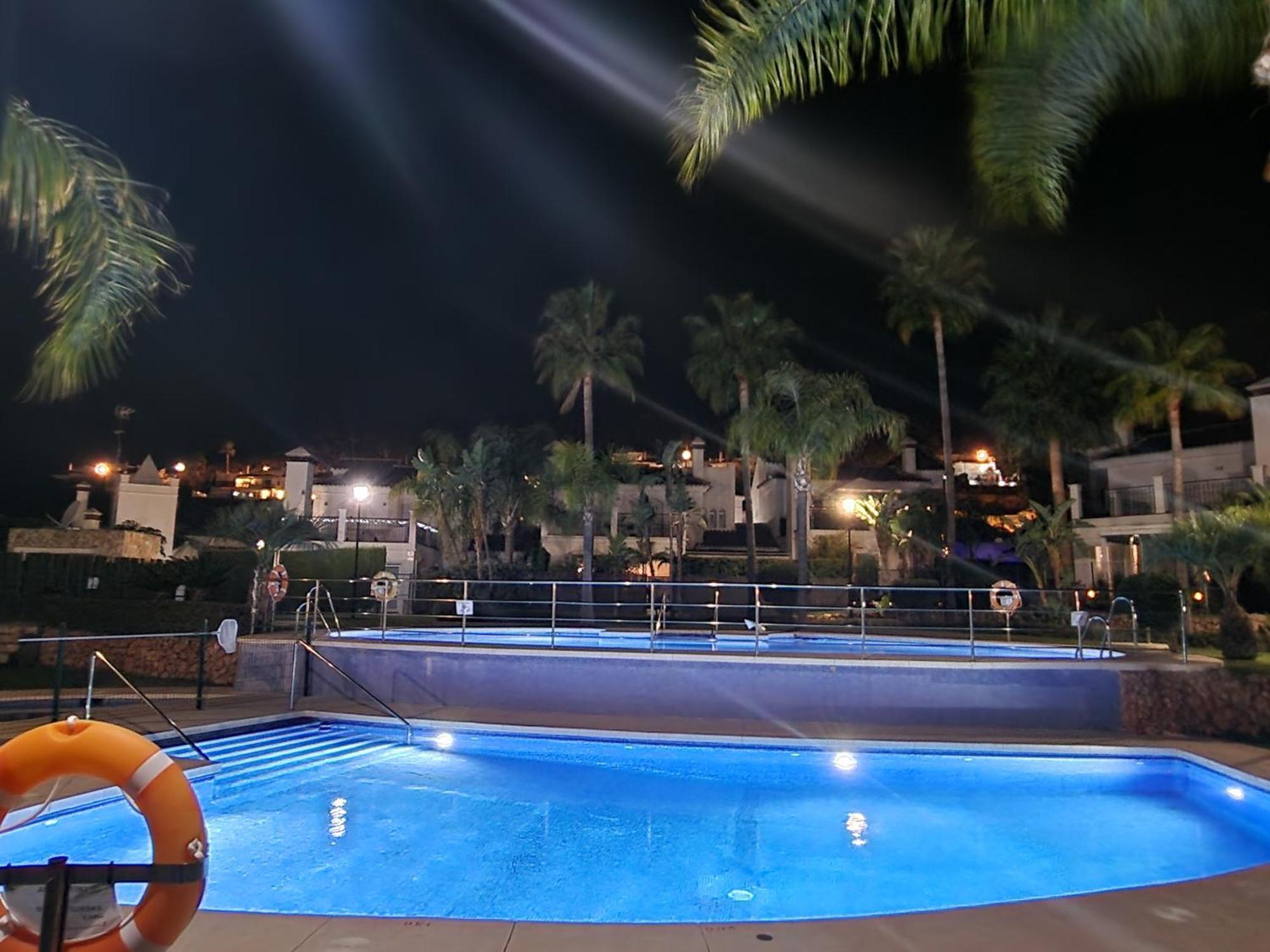 말라가 Sun & Palms - Cozy Flat In Quiet Neighbourhood With A Great Pool Area 아파트 외부 사진